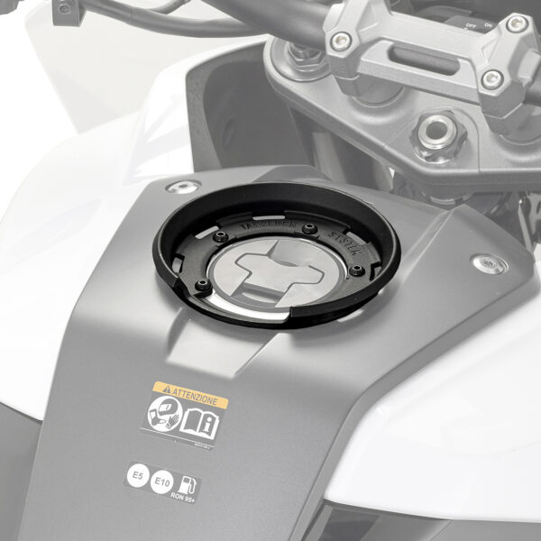 Givi BF50 Tanklock Fitting Kit Suzuki GSXS1000 GX 2024 on