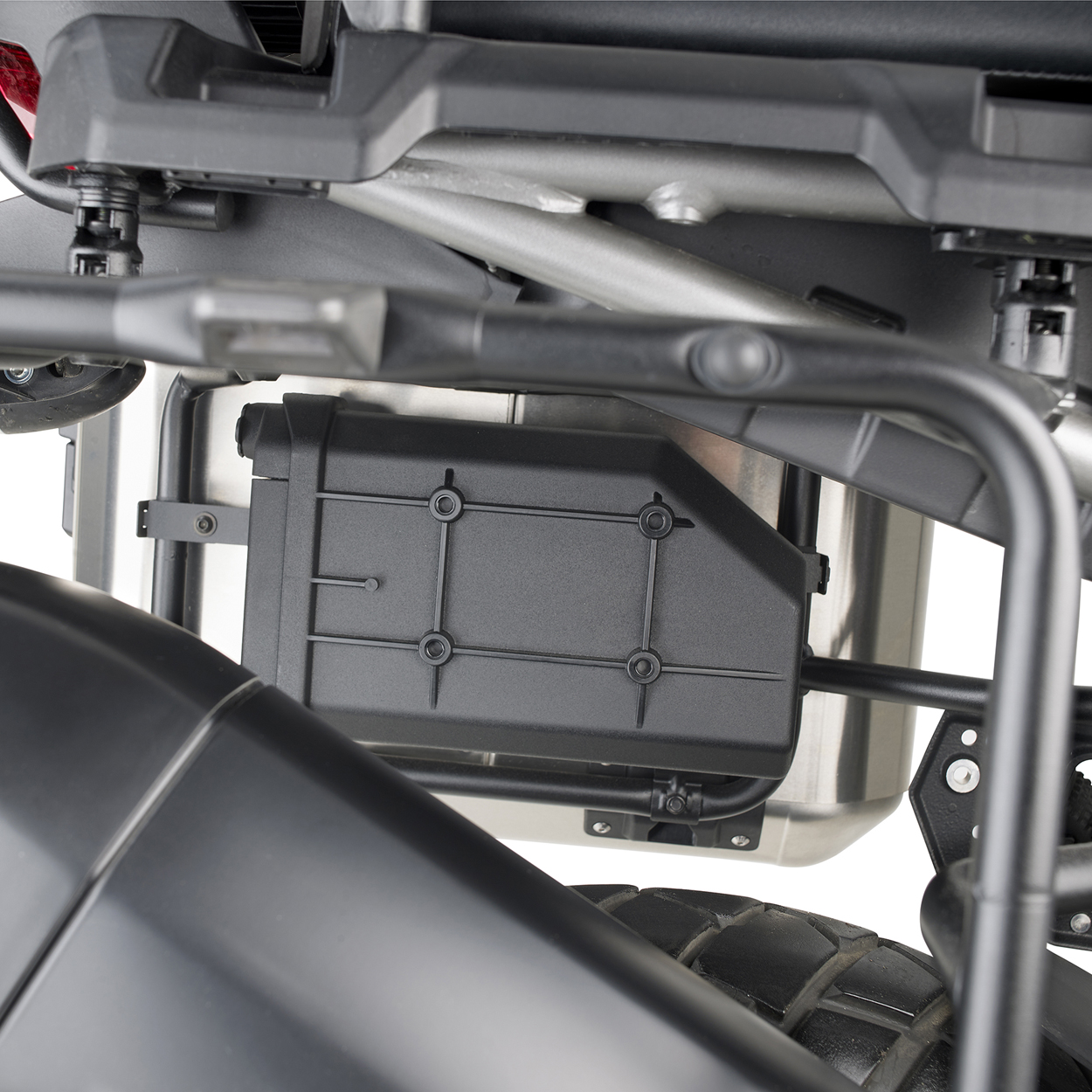 Givi TL8400KIT S250 Tool Box Fitting Kit Yamaha Tracer 9 2021 to 2024